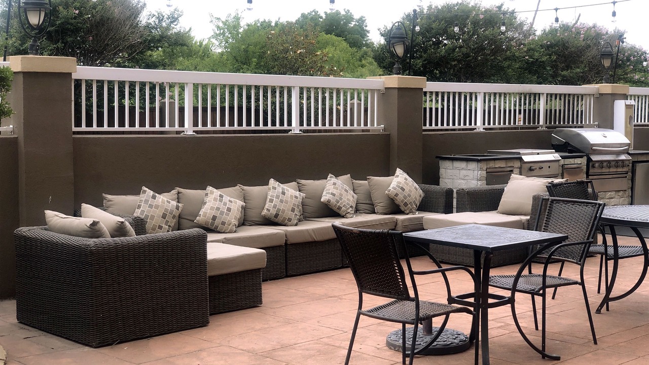 Photo of Outdoor in Lacy-Lakeview