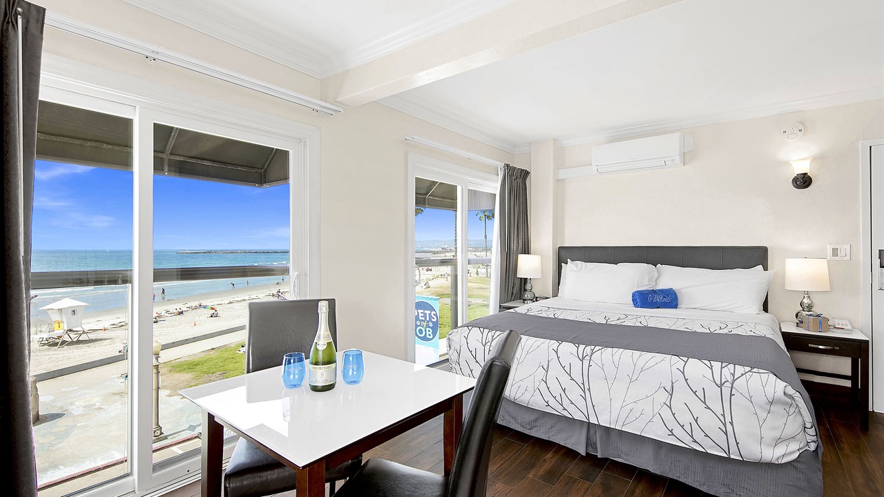 Photo of Livingroom in Ocean Beach