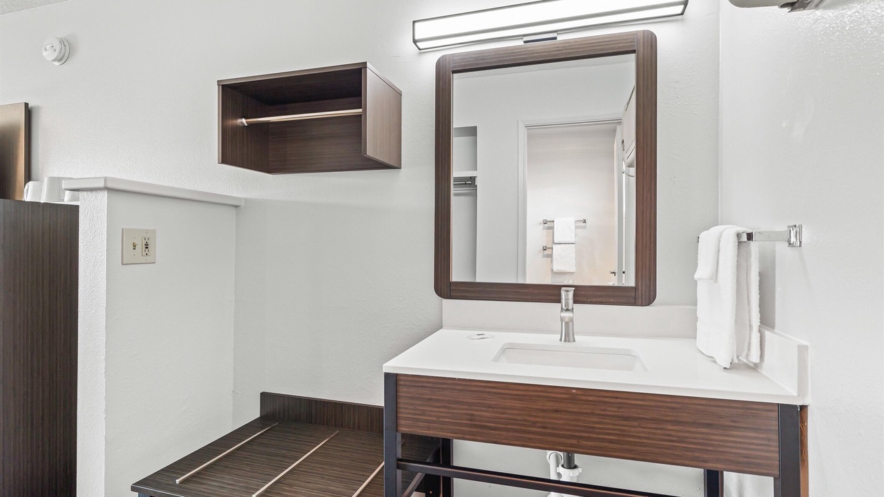 Photo of Others in Larkspur