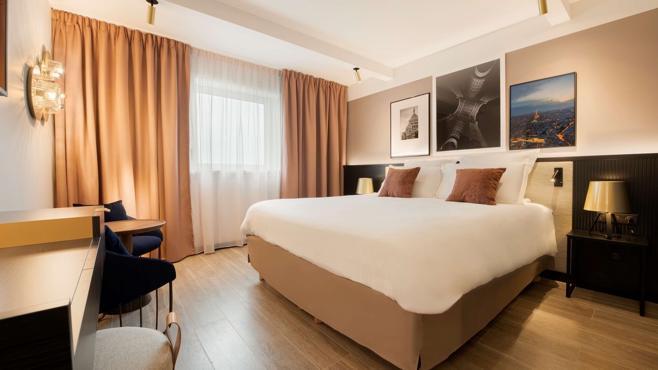 Photo of Bedroom in Roissy-en-France