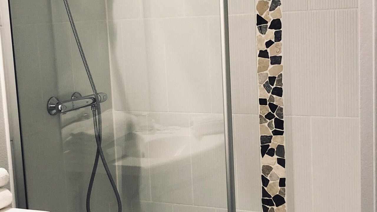 Photo of Bathroom in Bobigny