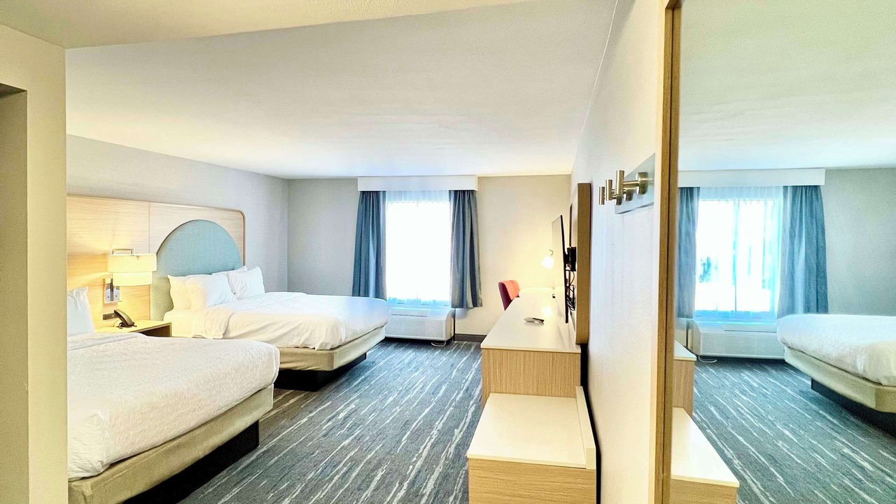 Photo of Bedroom in Stony Creek