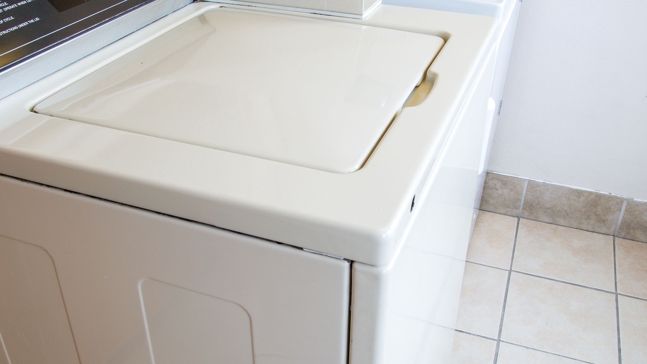 Photo of Bedroom in Monitor