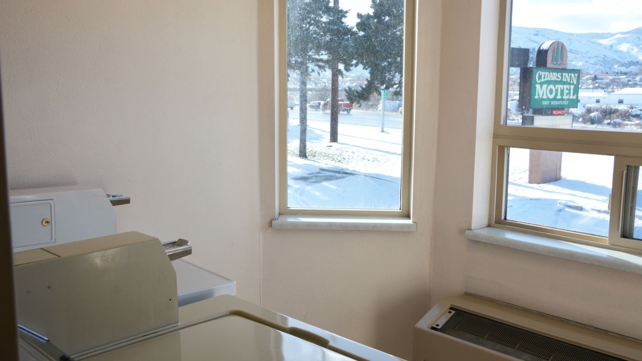 Photo of Bedroom in Monitor