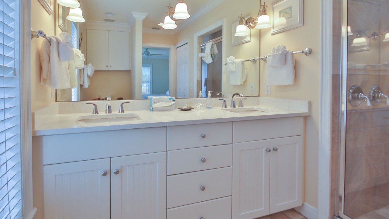 Photo of Bathroom in Bradenton Beach