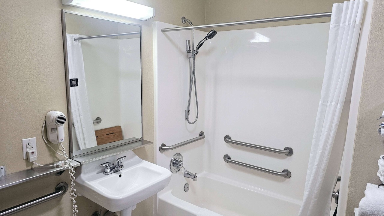 Photo of Bathroom in Rolla