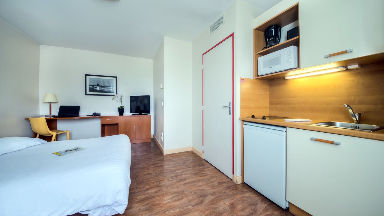 Photo of Bedroom in Saint-Nazaire