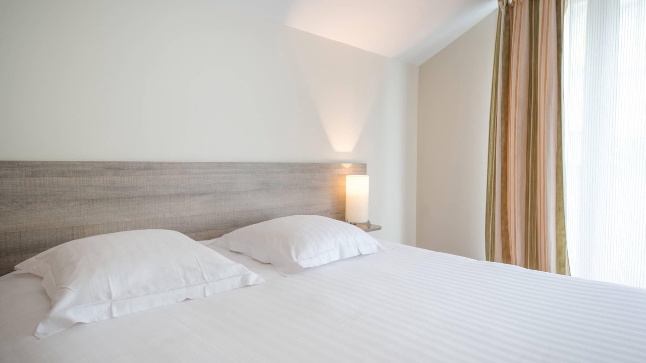 Photo of Bedroom in Saint-Nazaire
