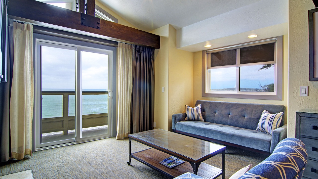 Photo of Livingroom in El Granada