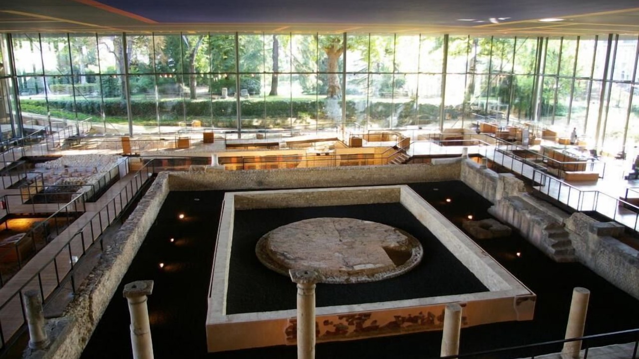 Photo of Others in Chancelade