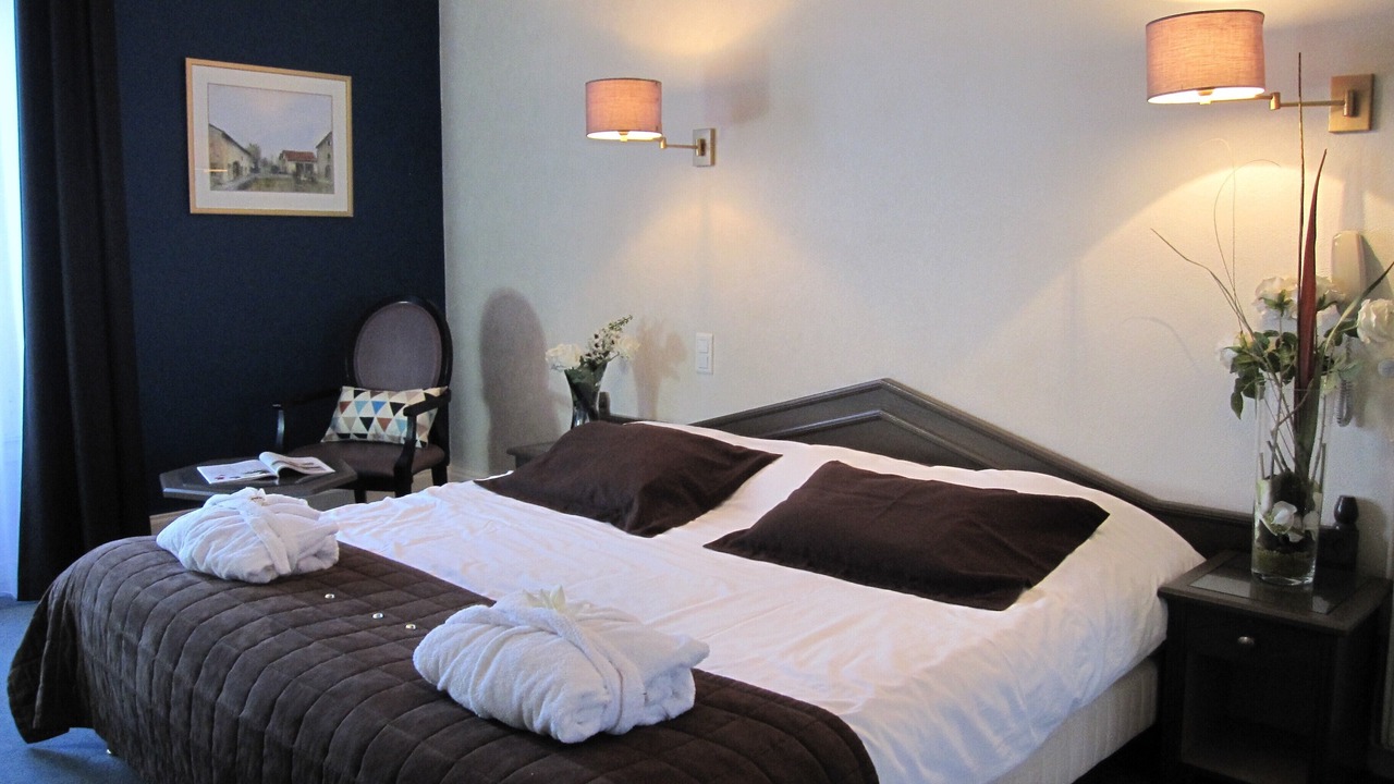 Photo of Bedroom in Contrexeville
