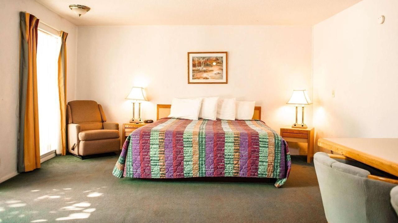 Photo of Bedroom in Woodward
