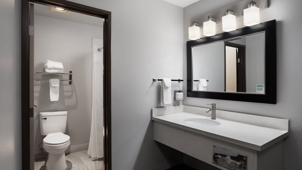 Photo of Bathroom in Auburn