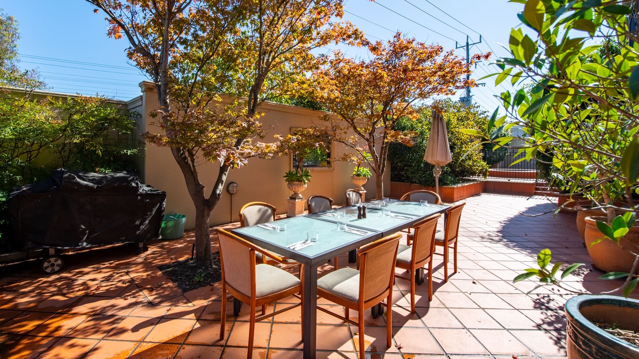 Photo of Others in Notting Hill