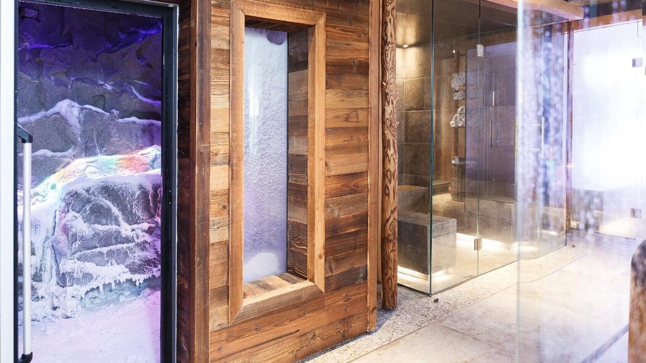 Photo of Bedroom in Liphook