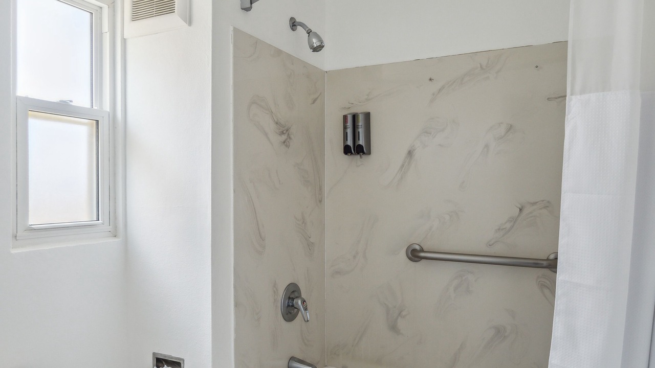 Photo of Bathroom in Seaside