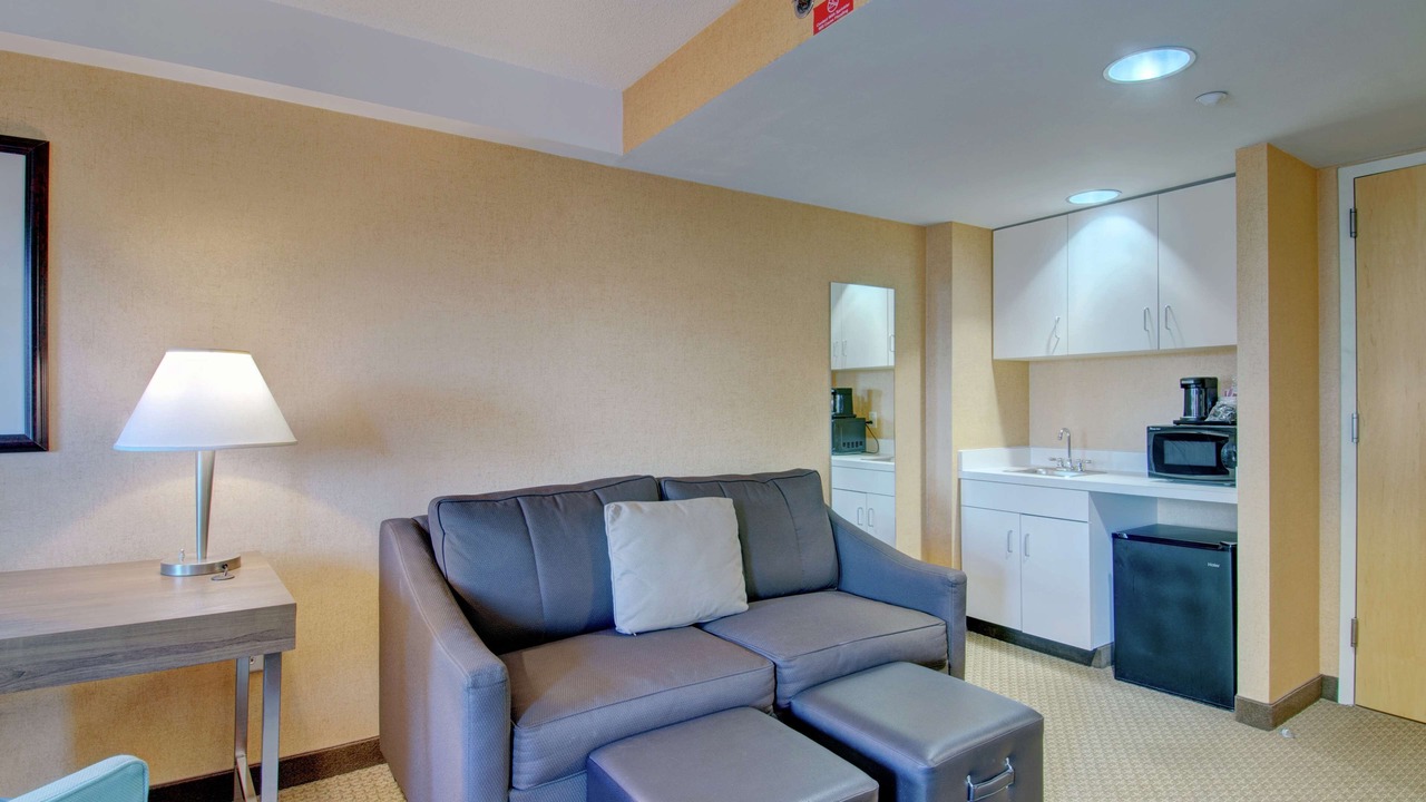 Photo of Bedroom in Harrison Lenox