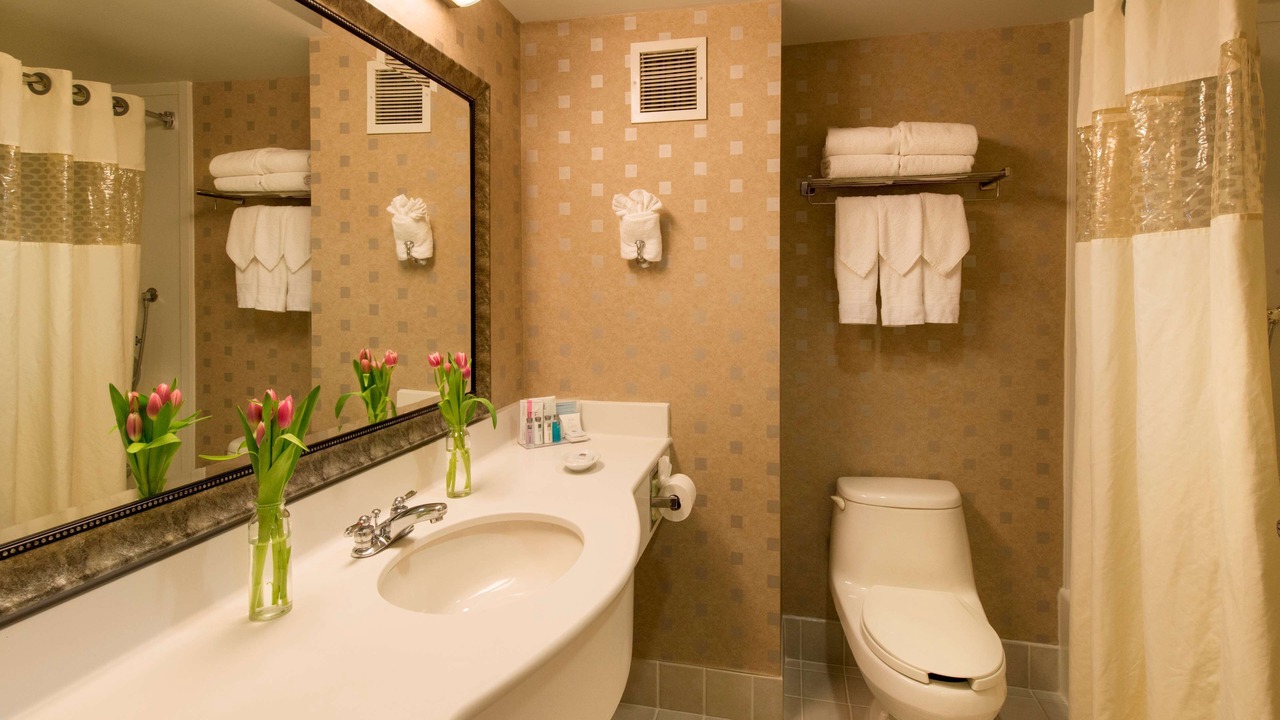 Photo of Bathroom in Harrison Lenox