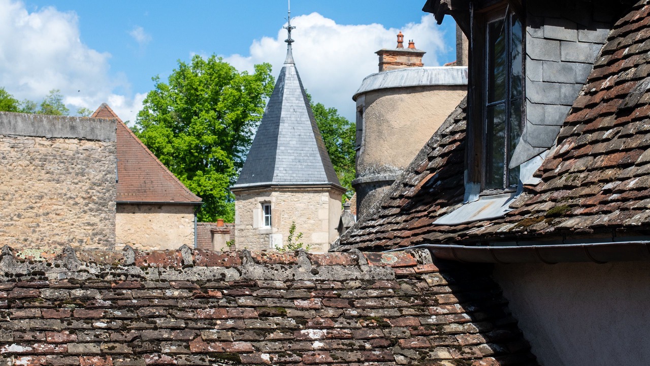 Photo of Bedroom in Beaune City Centre