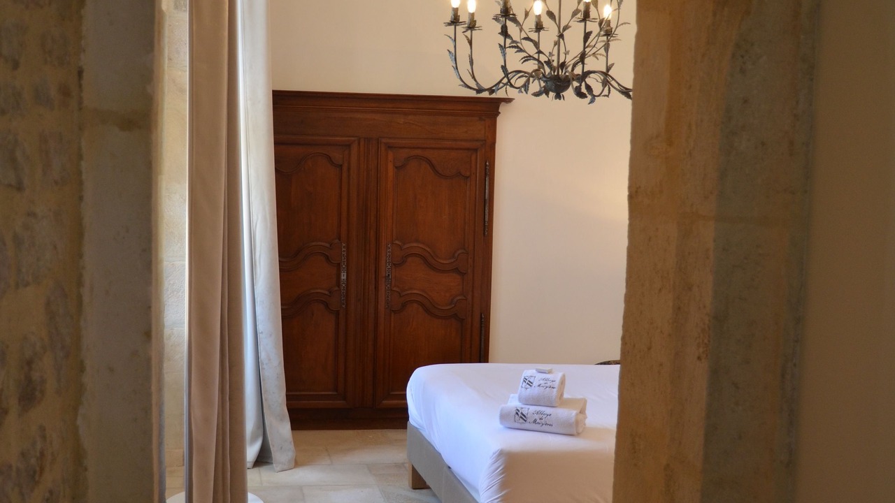 Photo of Bedroom in Beaune City Centre