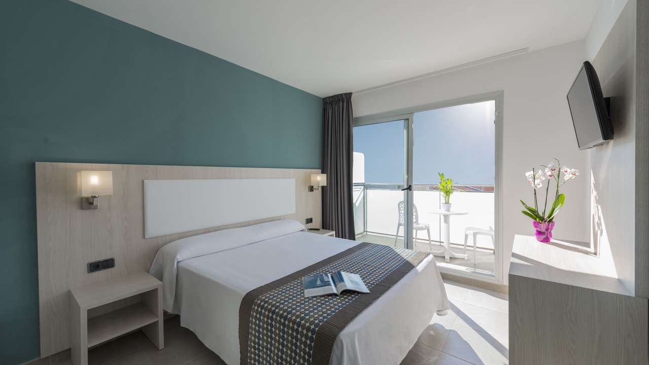 Photo of Bedroom in Calafell
