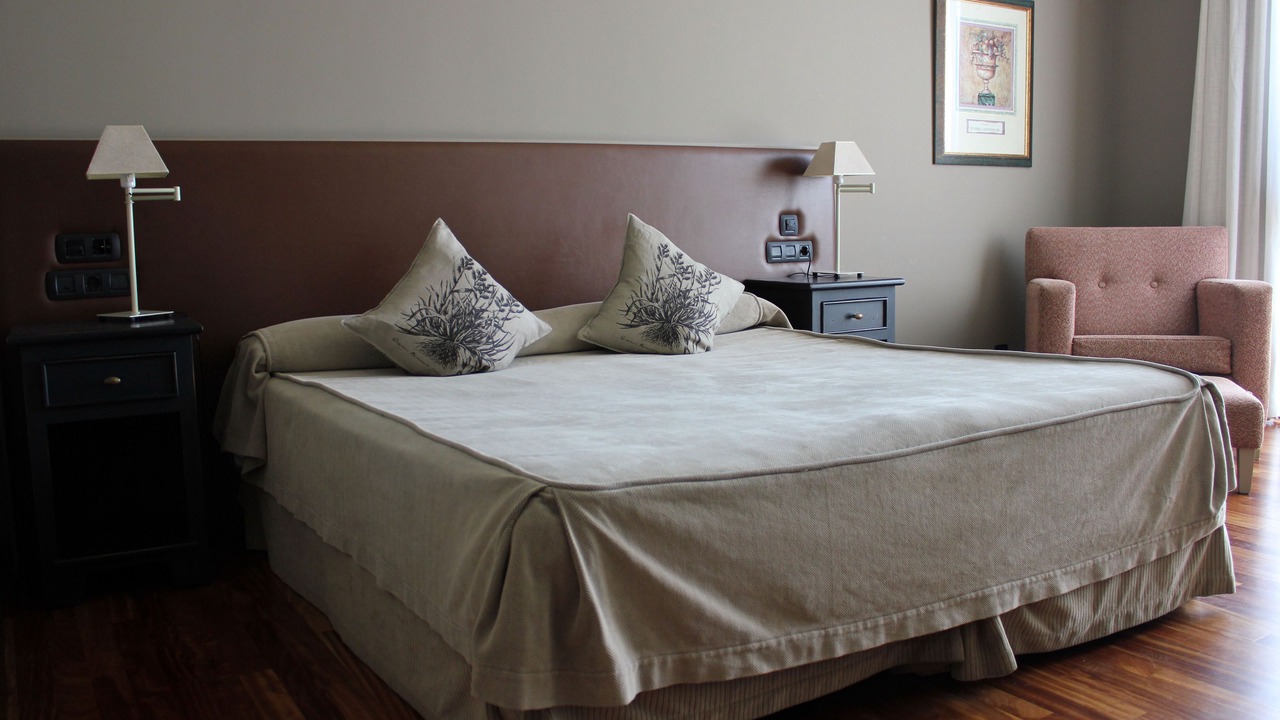 Photo of Bedroom in Albelda de Iregua