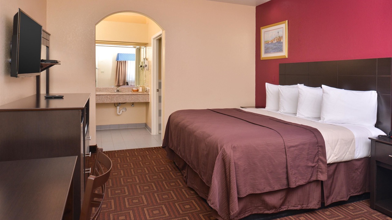 Photo of Bedroom in Baytown