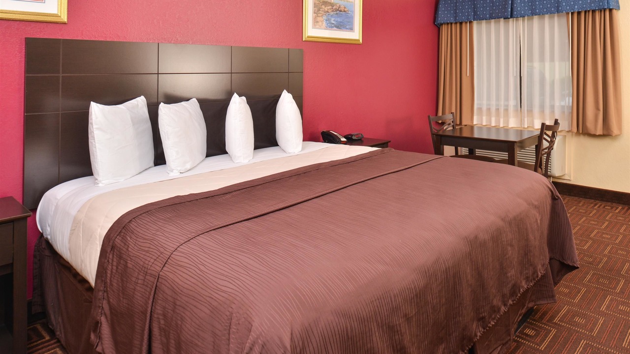 Photo of Bedroom in Baytown