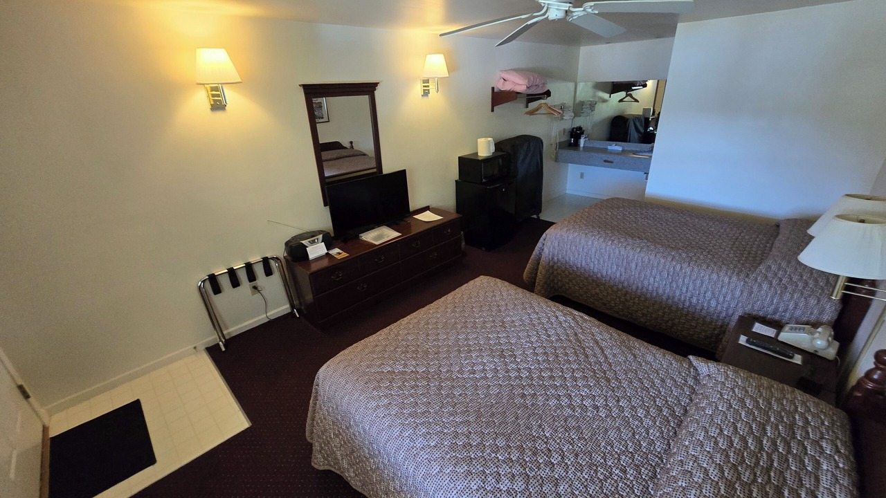 Photo of Bedroom in Cooperstown - Otsego Lake