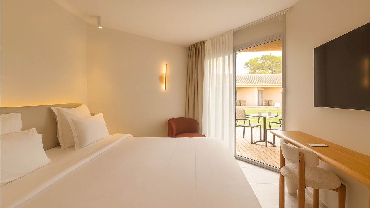 Photo of Bedroom in Montfavet