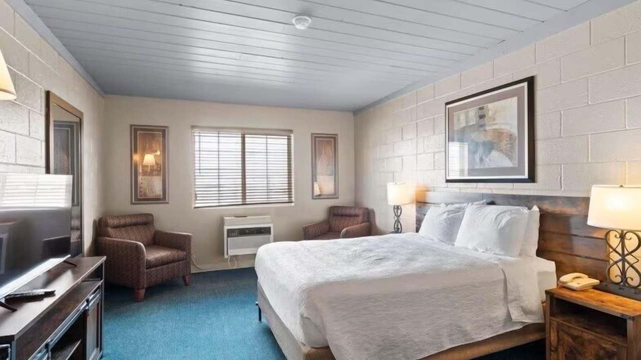 Photo of Bedroom in Rawlins