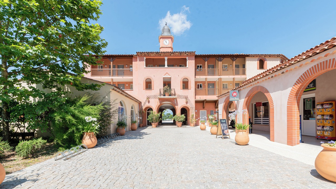 Photo of Outdoor in Rouret