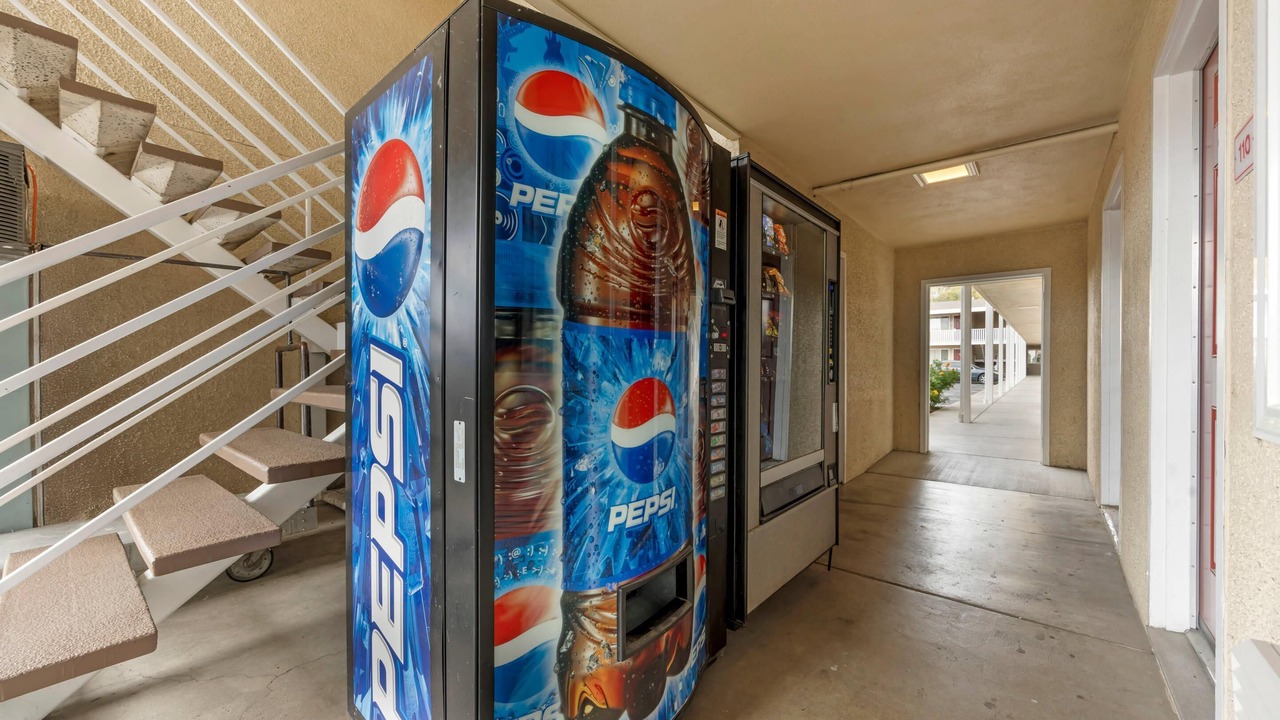 Photo of Others in Albany