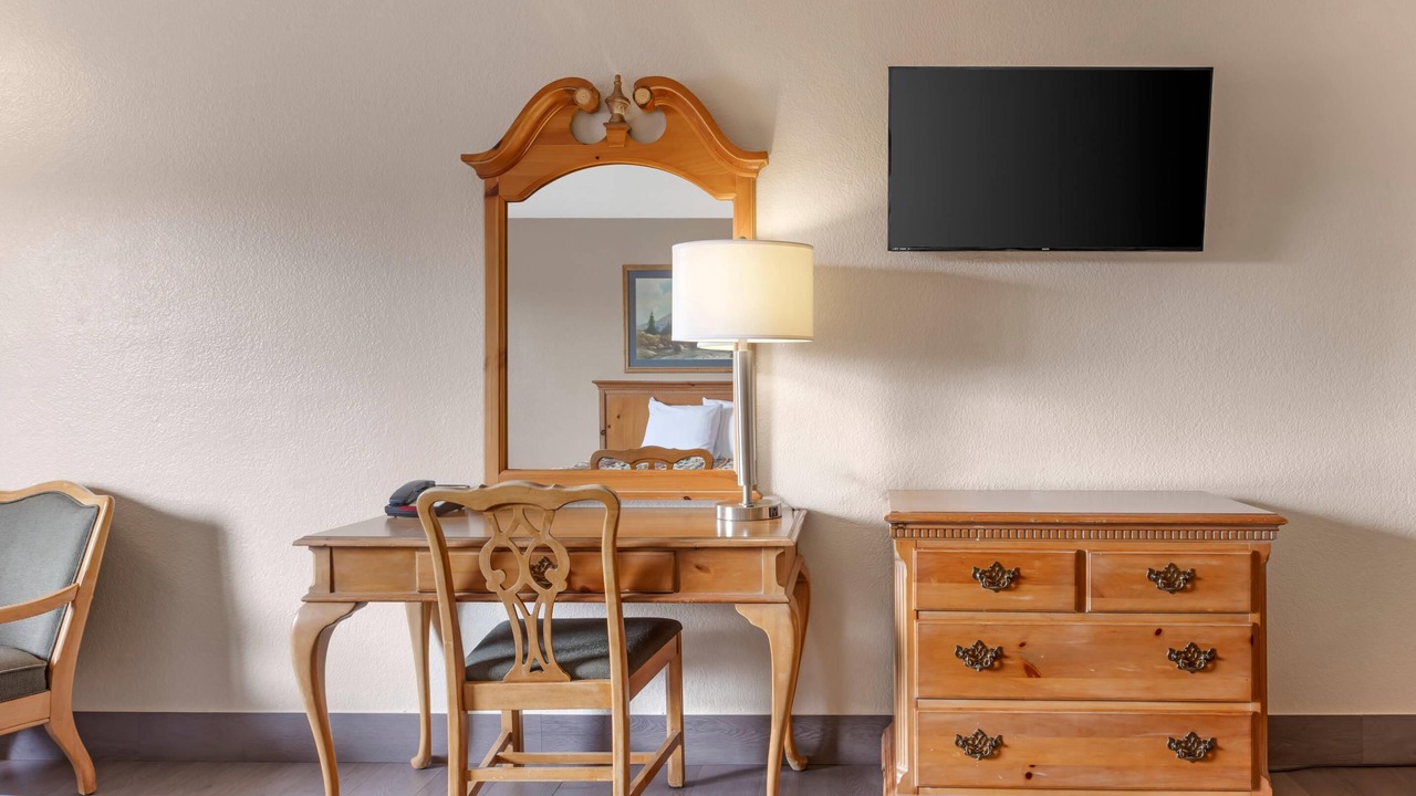 Photo of Others in Albany