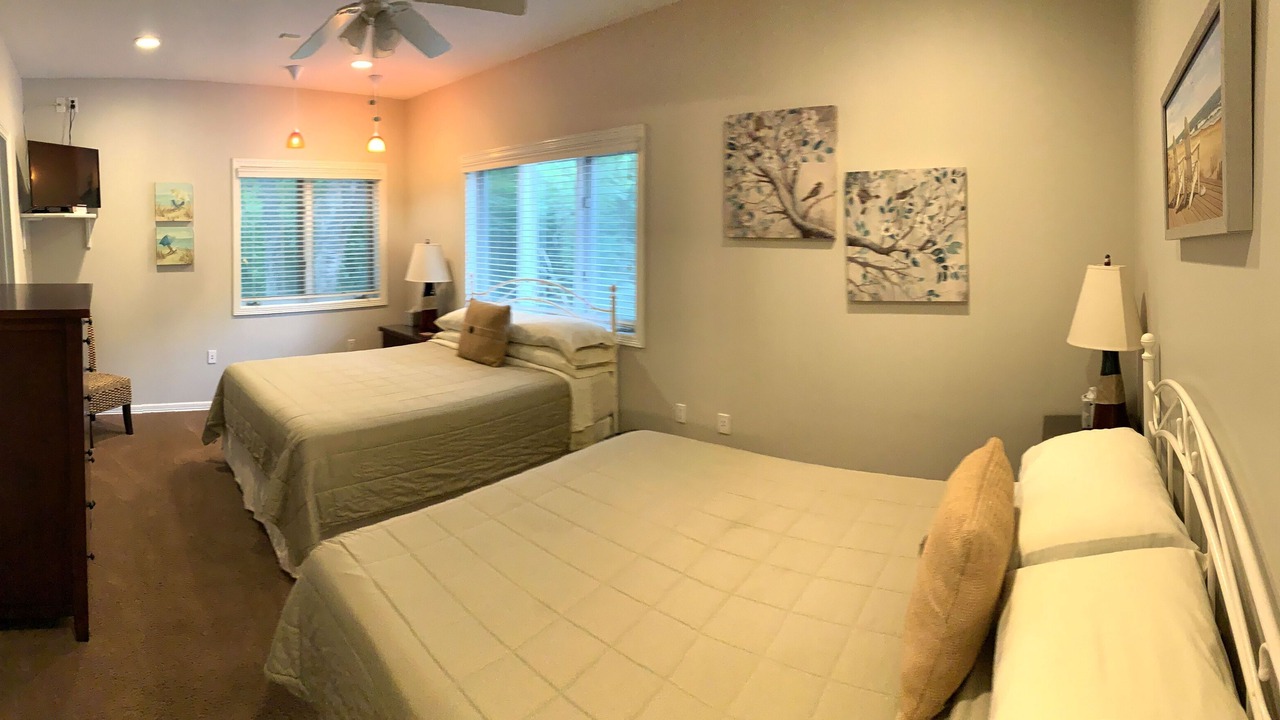 Photo of Bedroom in North Oaks