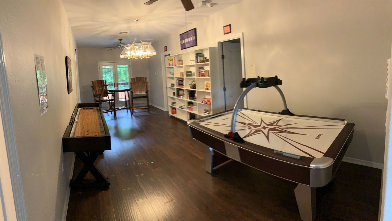 Photo of Bedroom in North Oaks