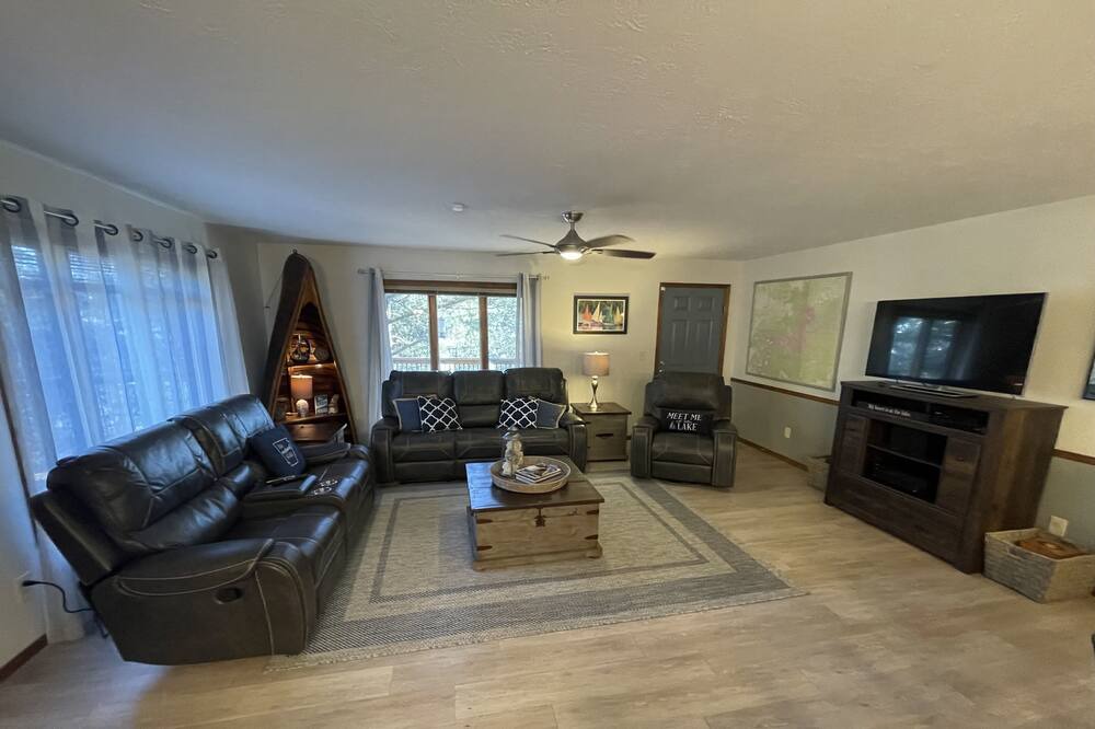 Photo of Livingroom in Lost Bridge Village