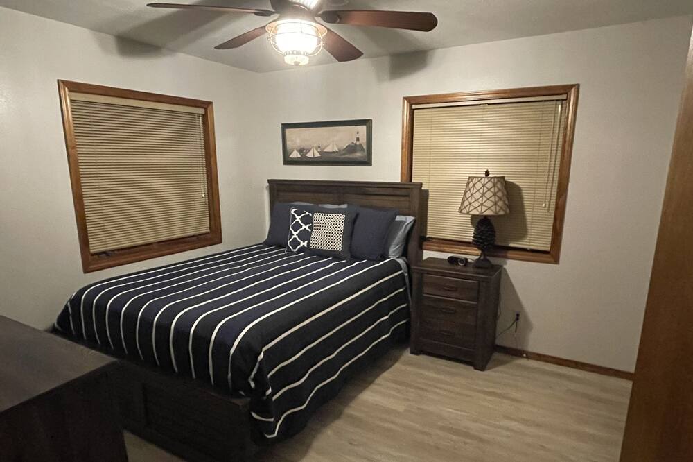 Photo of Bathroom in Lost Bridge Village