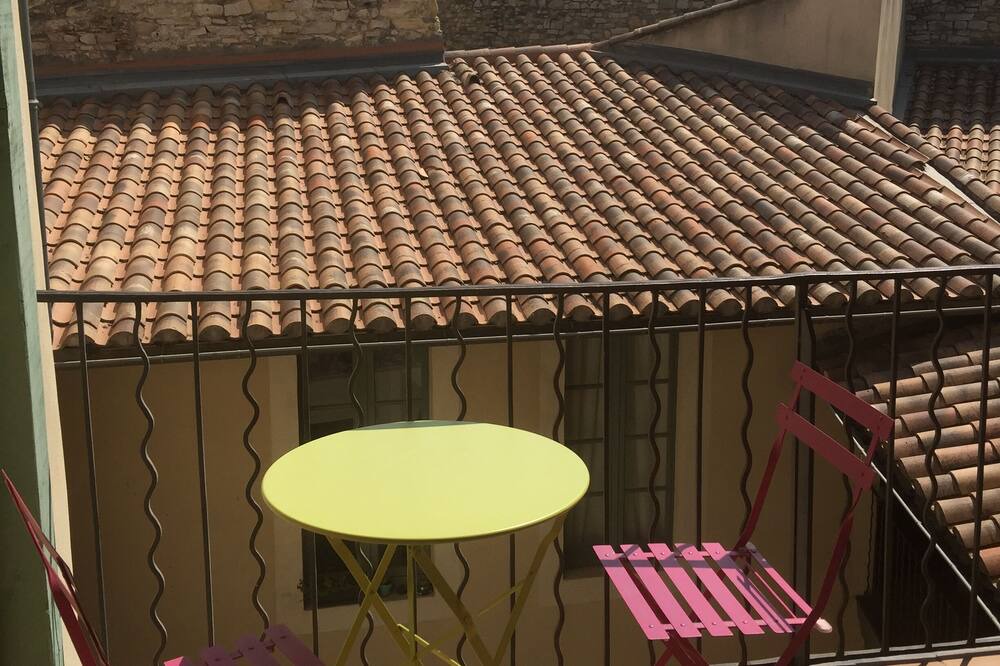 Photo of Patio Balcony in Nimes City Centre