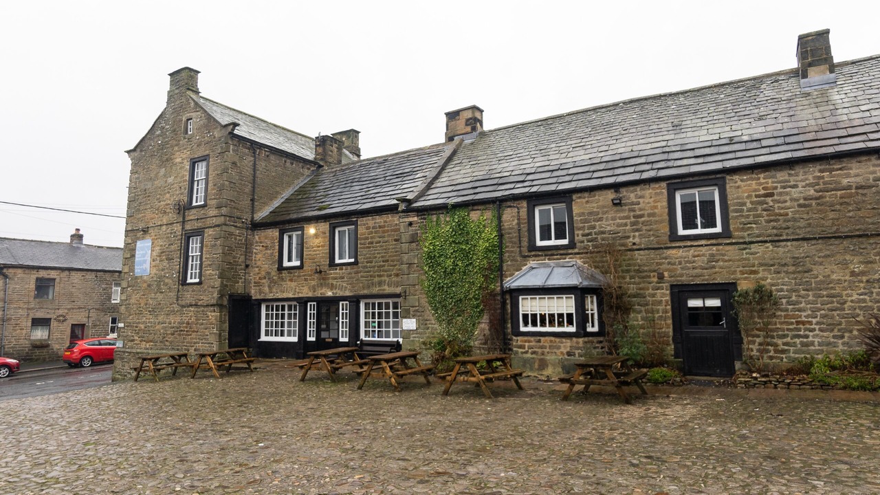 Photo of Outdoor in Bowes