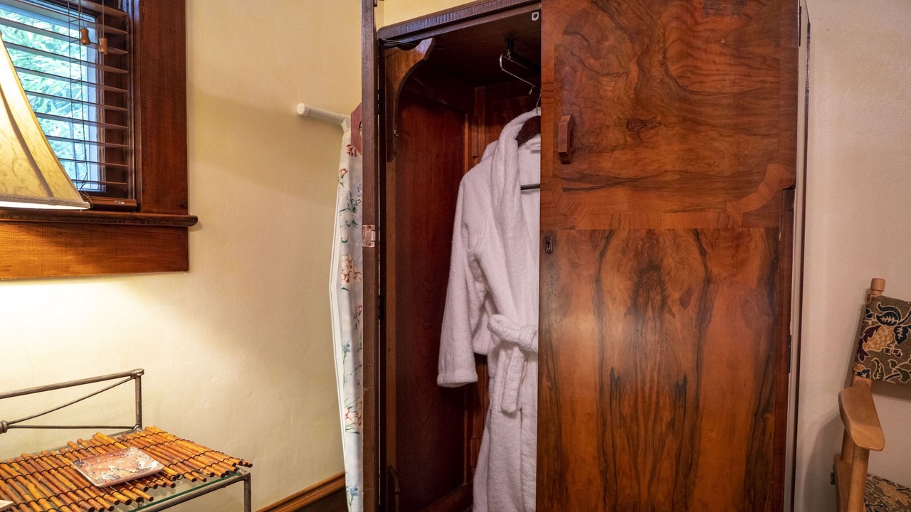 Photo of Bathroom in Eureka Springs Historic District