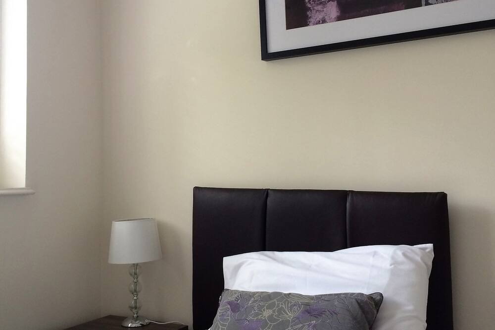 Photo of Bedroom in Burghfield