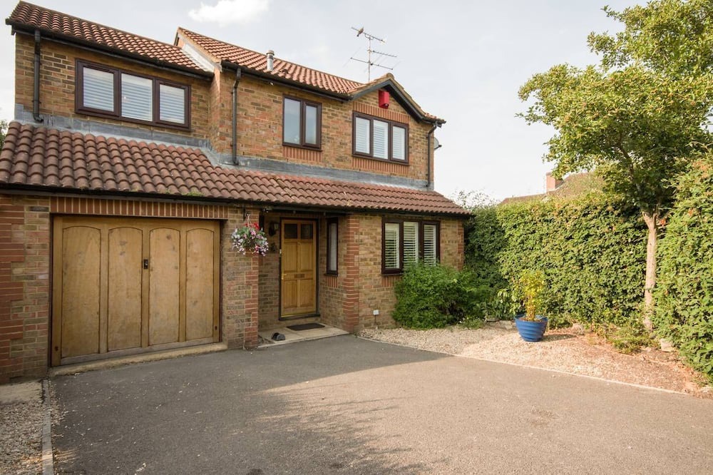 Photo of Outdoor in Burghfield