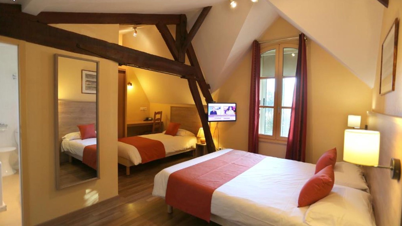 Photo of Bedroom in Coutras