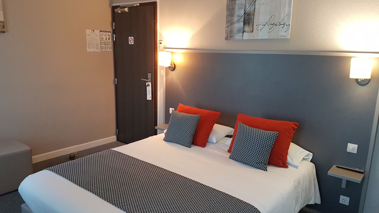 Photo of Bedroom in Coutras