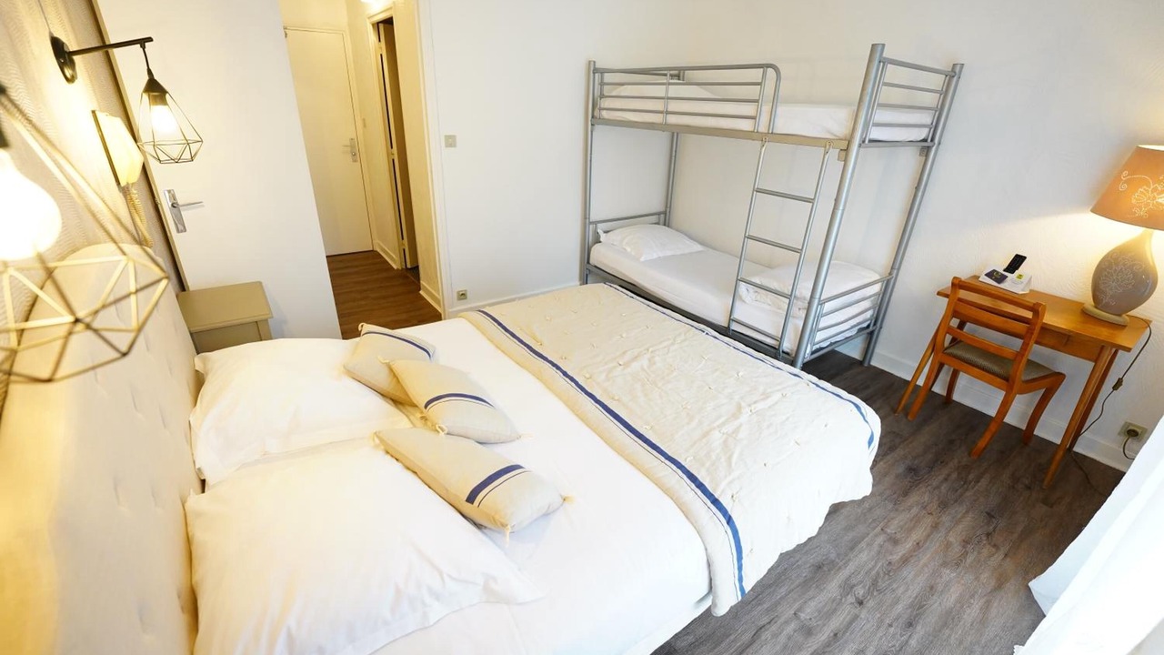 Photo of Others in Saint-Jacques-des-Blats