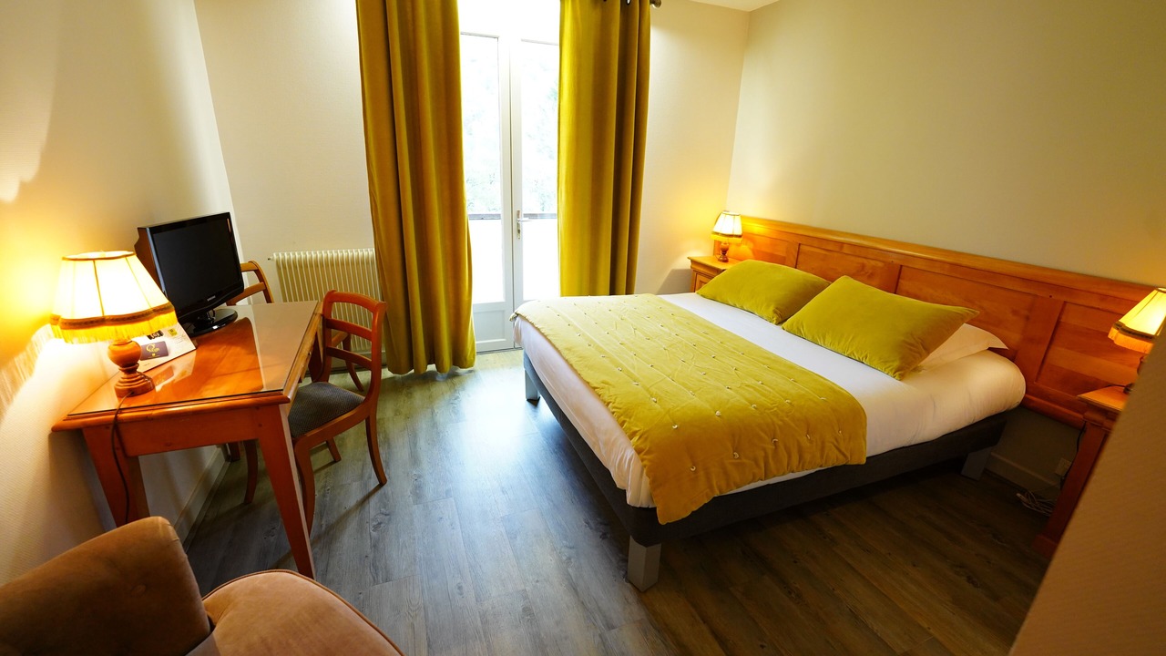 Photo of Bedroom in Saint-Jacques-des-Blats