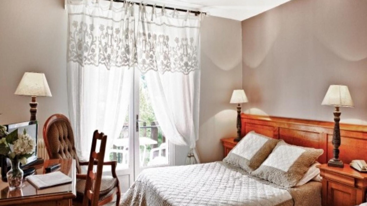 Photo of Others in Saint-Jacques-des-Blats