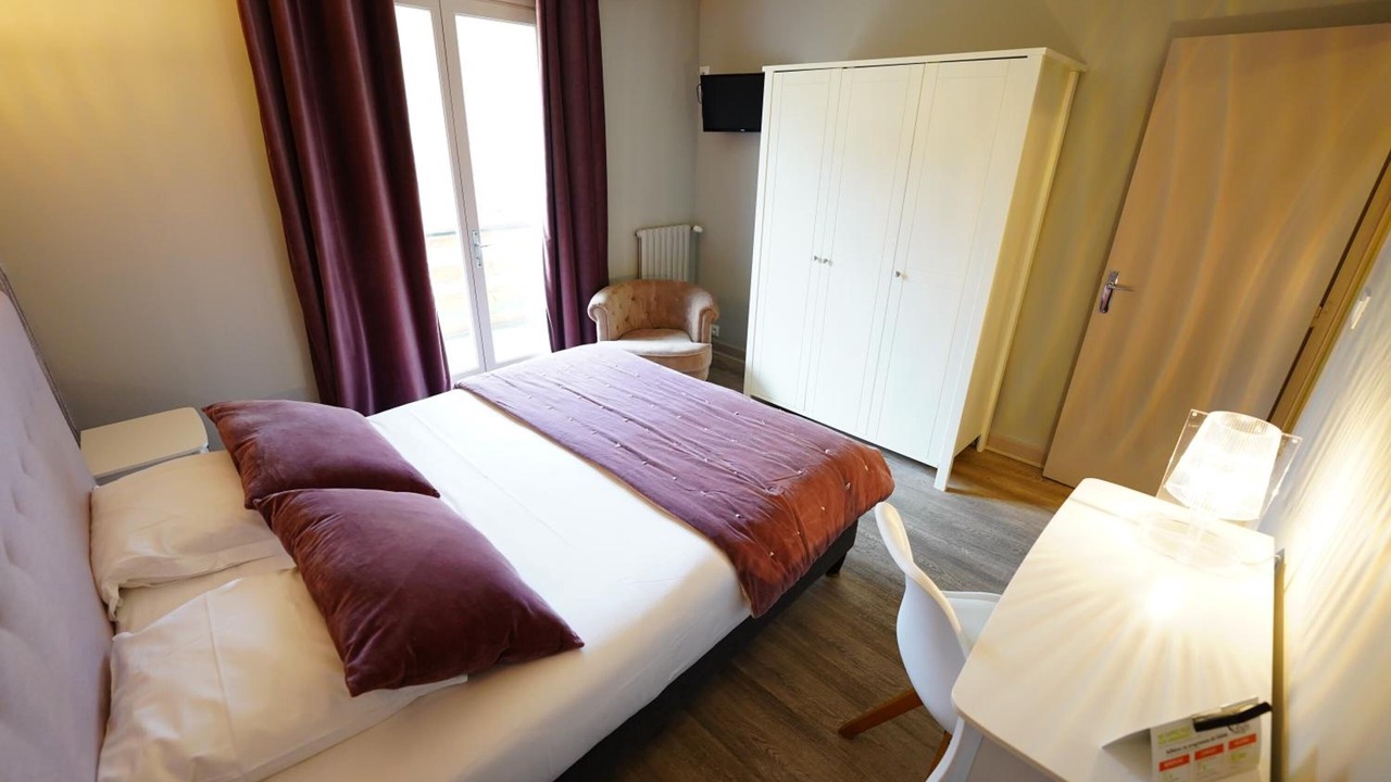 Photo of Others in Saint-Jacques-des-Blats