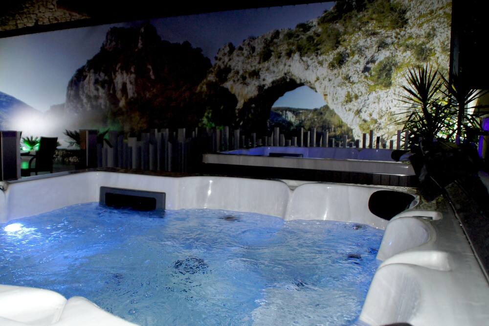 Photo of Outdoor in Saint-Martin-d'Ardeche